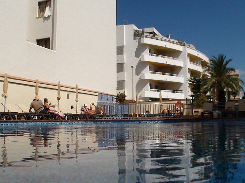 Invisa Hotel La Cala (Adults Only) Santa Eularia des Riu Luaran gambar